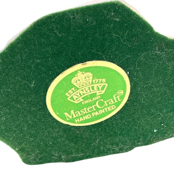 Aynsley MasterCraft Hand Painted Baby Polar Bear Cub Figurine UK England Vintage - Picture 7 of 10